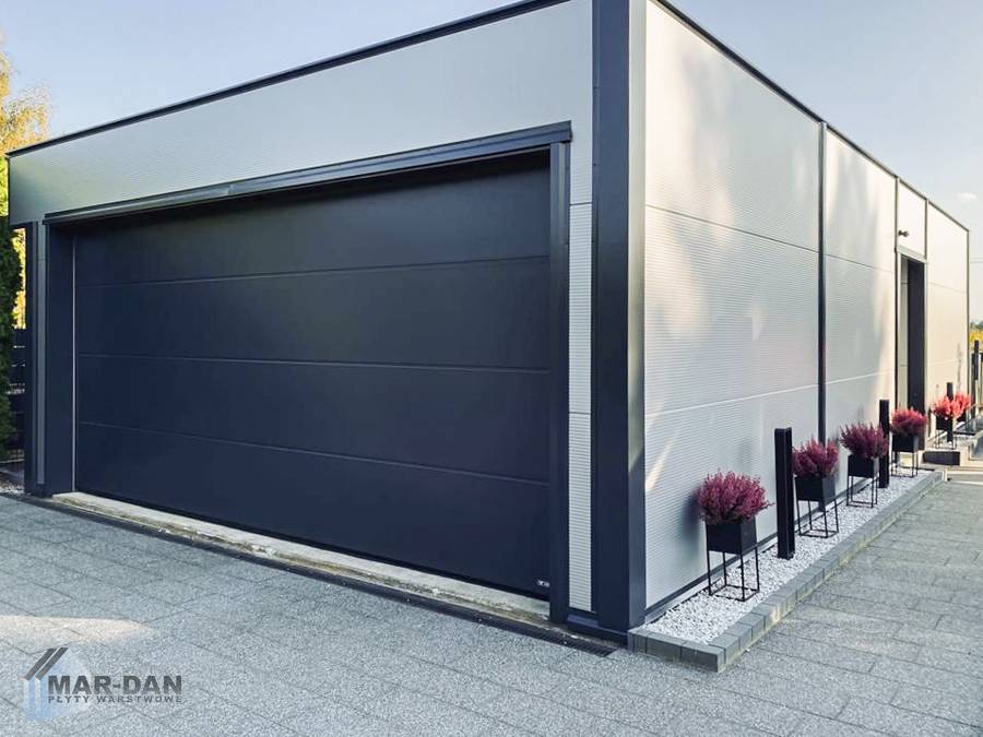 Garaż do 35m2 na zgłoszenie